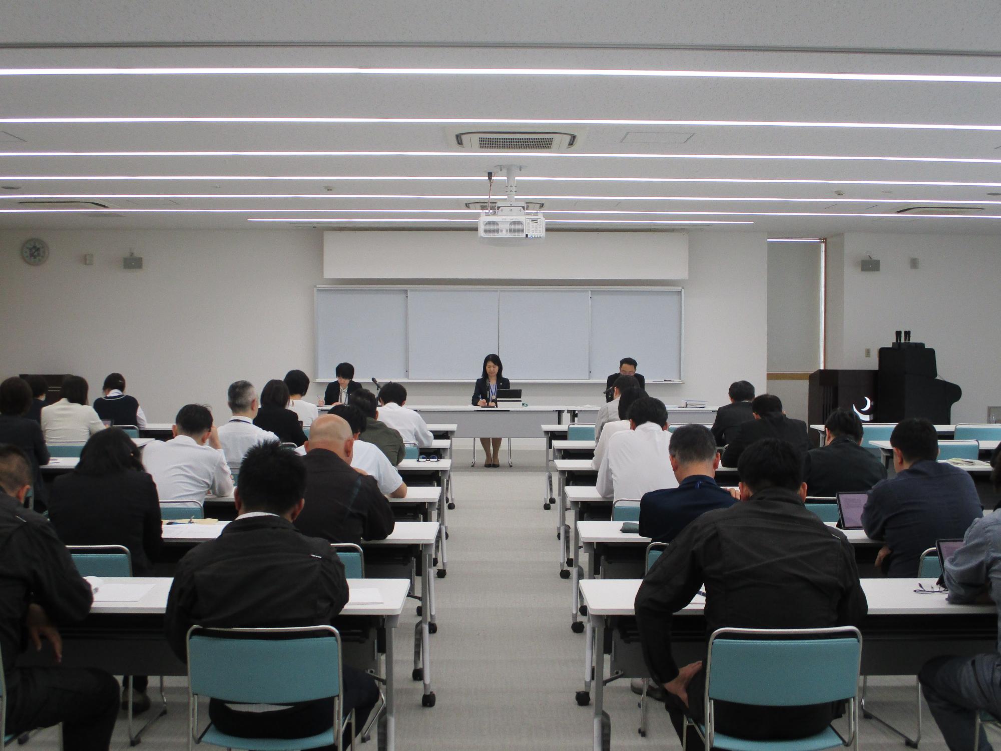 総合計画基本計画素案作成等説明会の様子2
